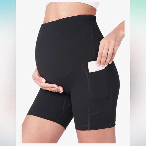 NWT Maternity Yoga Shorts Over The Belly Bump Short Pants with Pockets 5" medium - Picture 1 of 7